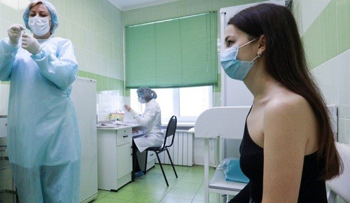 Ученые: почему побочные эффекты от вакцинации чаще встречаются у женщин